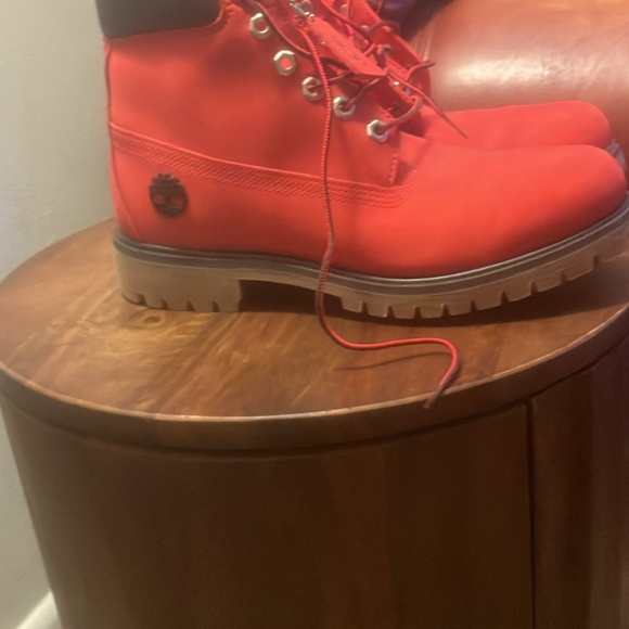 New red timberland boots - Picture 4 of 5